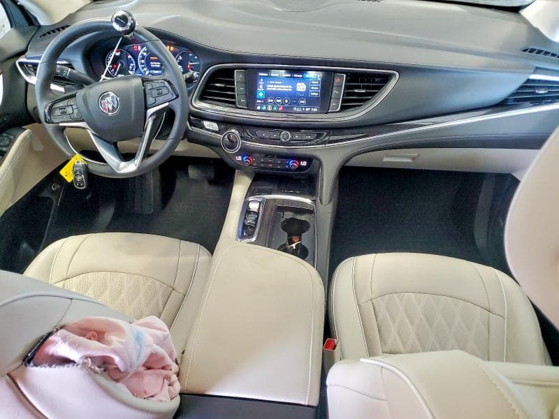 2024 BUICK ENCLAVE AVENIR 8