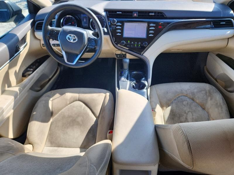 2019 TOYOTA CAMRY LE 8