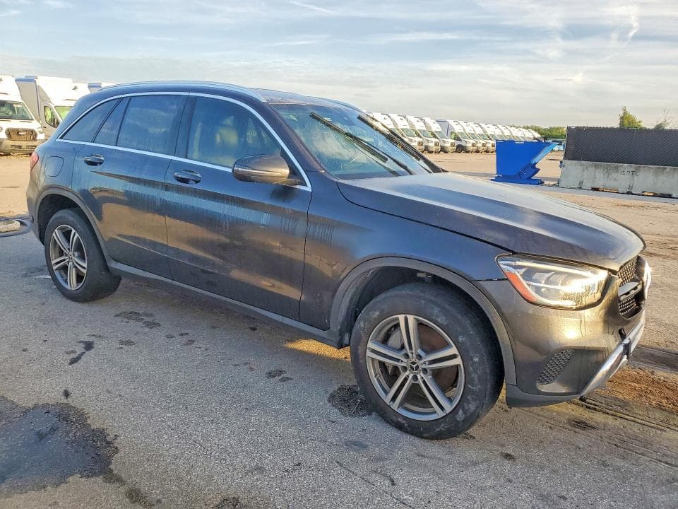 2020 MERCEDES-BENZ GLC 300 4