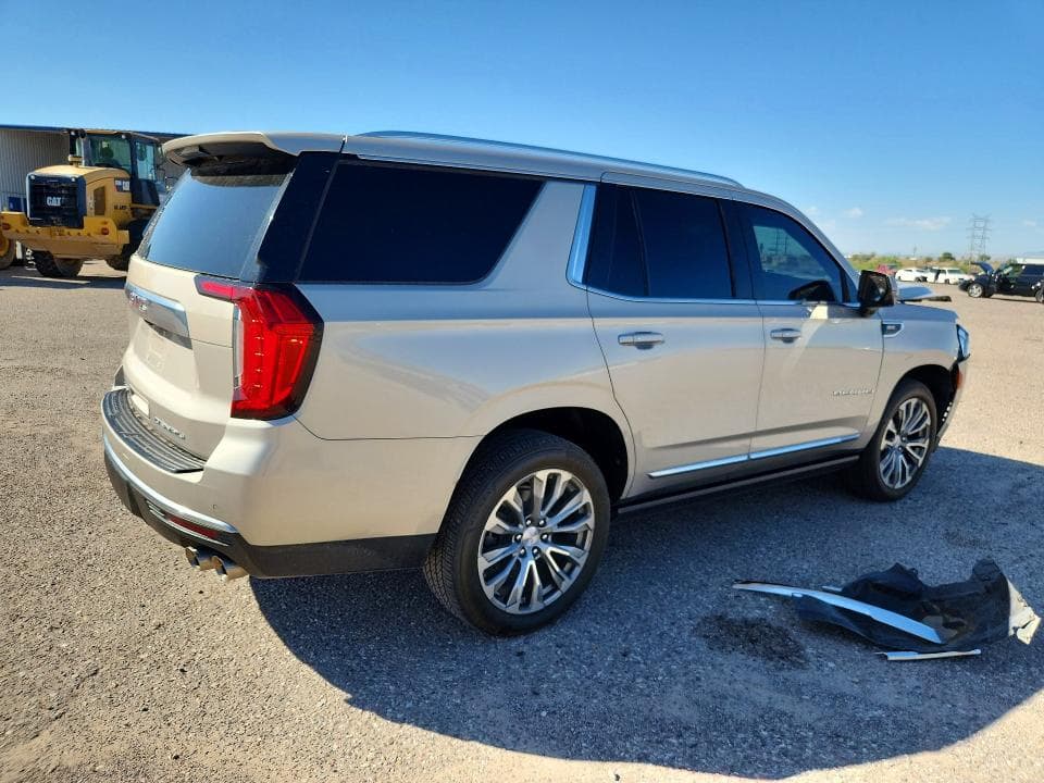 2021 GMC YUKON DENALI 3
