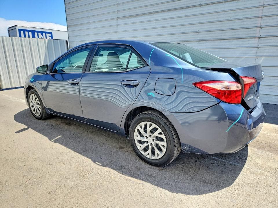 2017 TOYOTA COROLLA LE 2