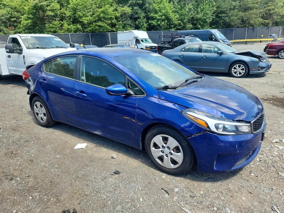 2017 KIA FORTE LX 4