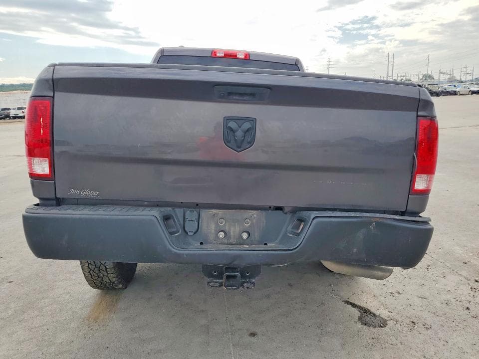 2022 RAM 1500 CLASSIC TRADESMAN 6