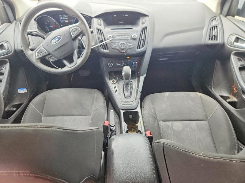 2017 FORD FOCUS SE 8