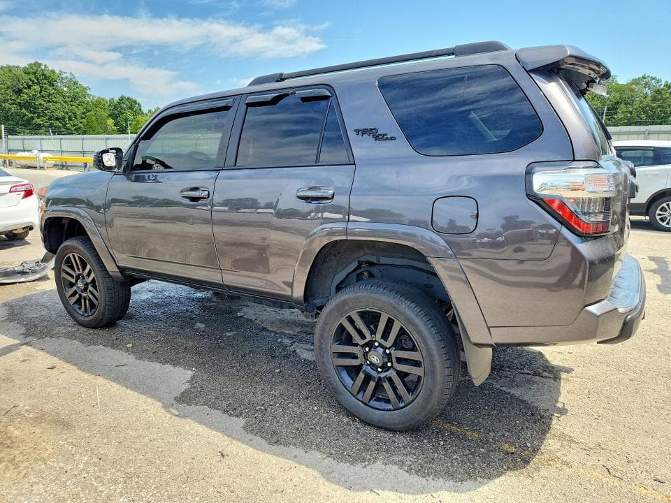 2021 TOYOTA 4RUNNER TRD OFF-ROAD PREMIUM 2