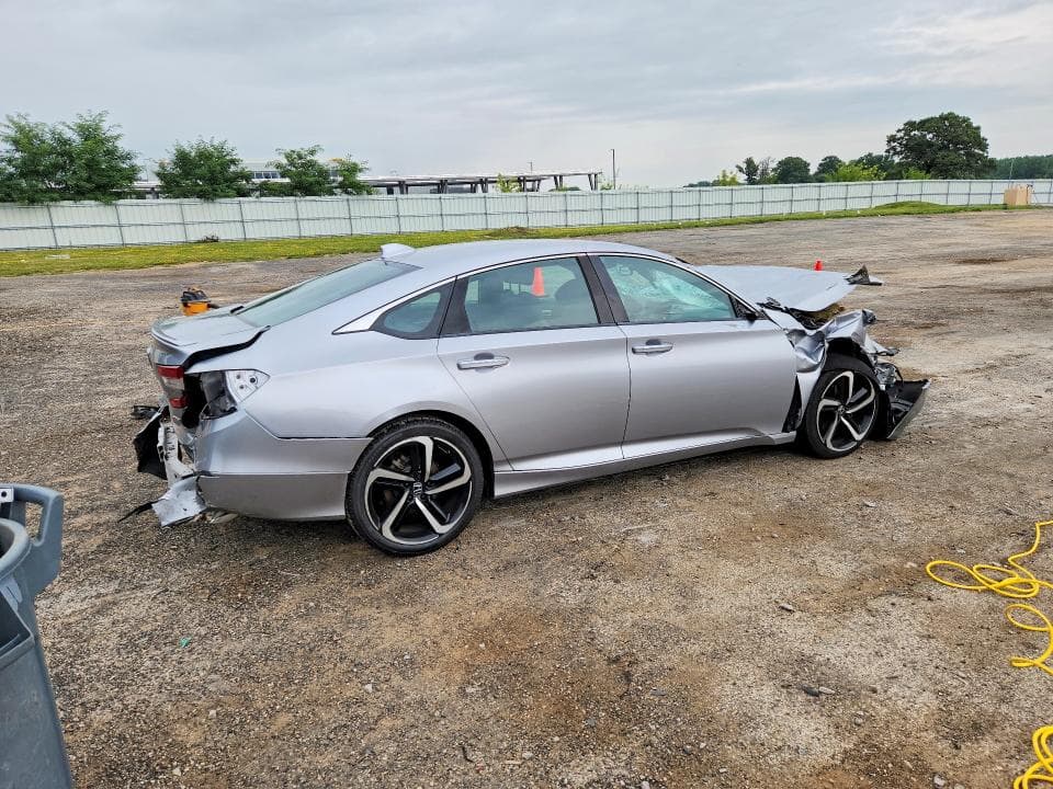 2018 HONDA ACCORD SPORT 3