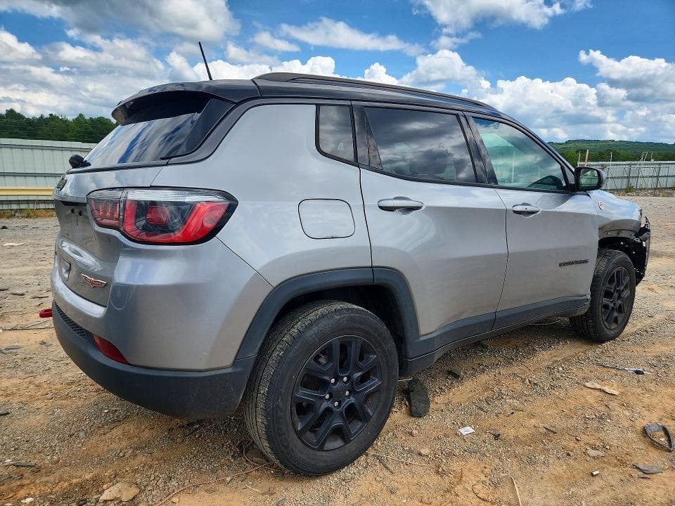 2019 JEEP COMPASS TRAILHAWK 3