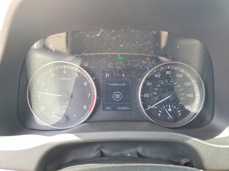 2017 HYUNDAI ELANTRA SE 9