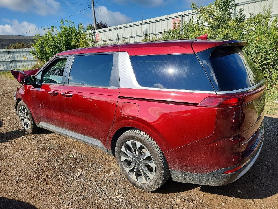 2022 KIA CARNIVAL EX 2