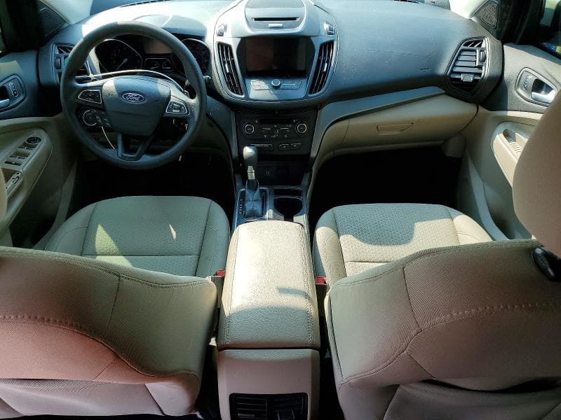 2017 FORD ESCAPE SE 8