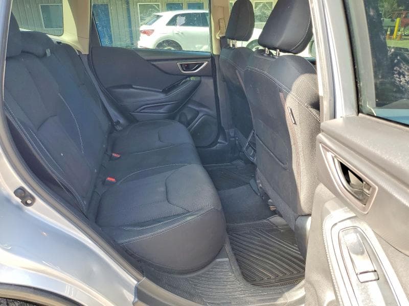 2019 SUBARU FORESTER 10