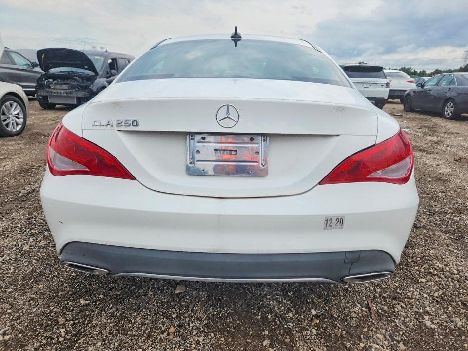 2019 MERCEDES-BENZ CLA 250 6