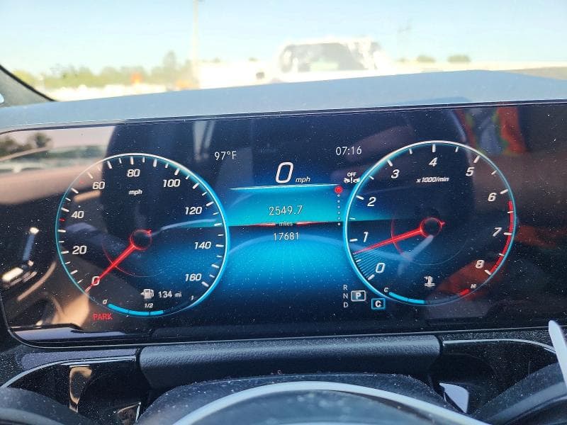 2023 MERCEDES-BENZ GLA 250 9
