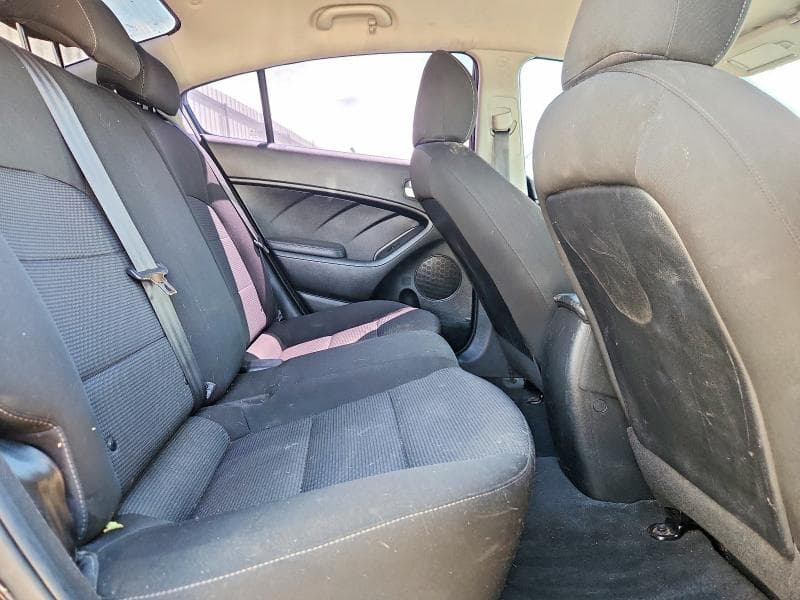 2018 KIA FORTE LX 10