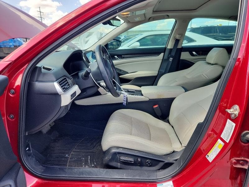 2018 HONDA ACCORD TOURING HYBRID 7