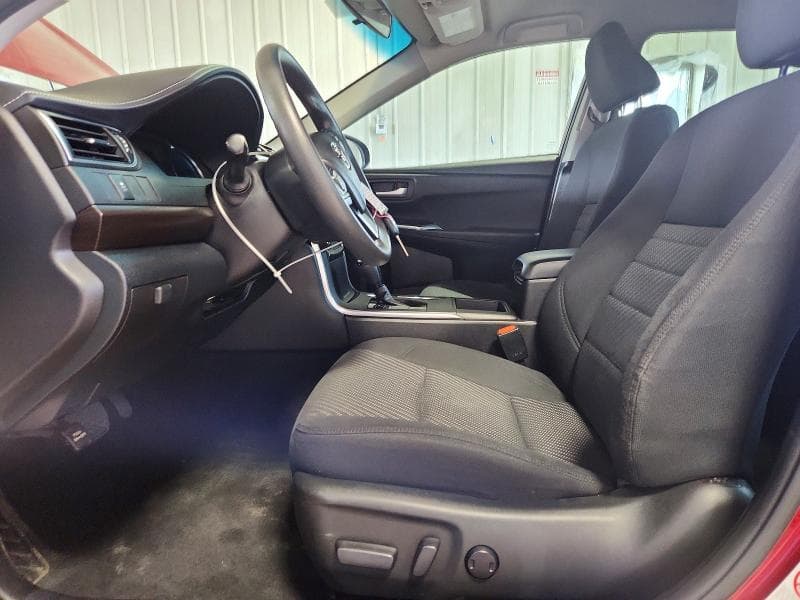 2017 TOYOTA CAMRY LE 7