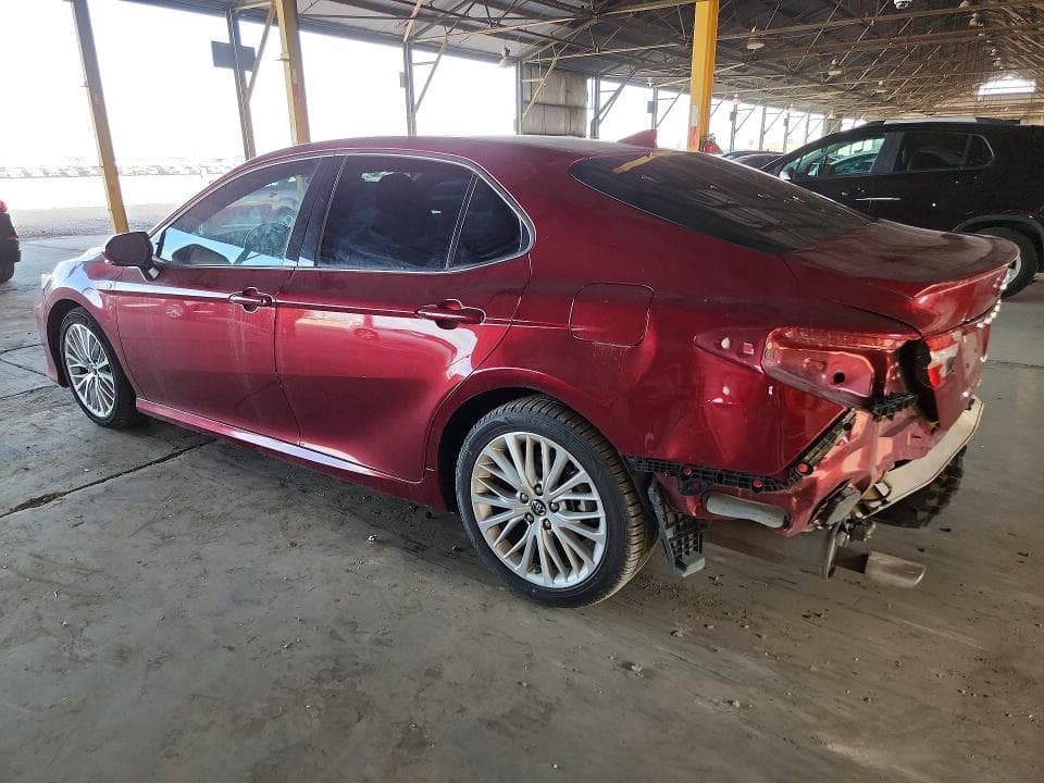 2019 TOYOTA CAMRY HYBRID XLE 2