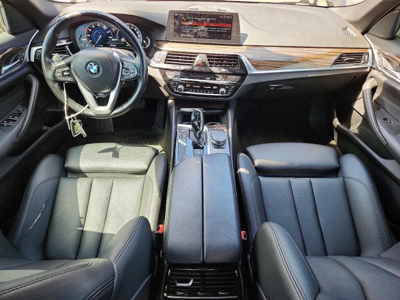 2018 BMW 530XE 8