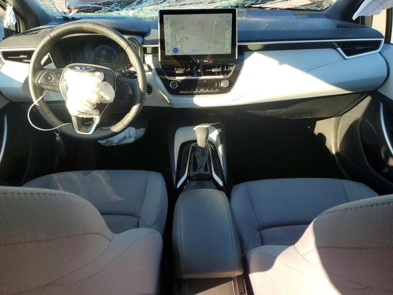 2025 TOYOTA COROLLA SE 8