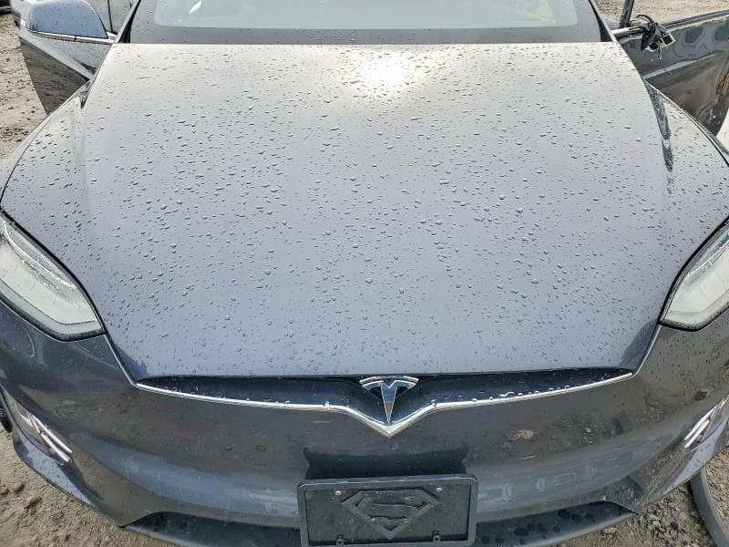 2020 TESLA MODEL X 11