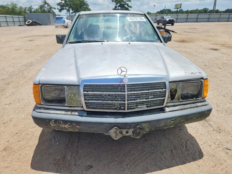 1986 MERCEDES-BENZ 190 E 2.3 5