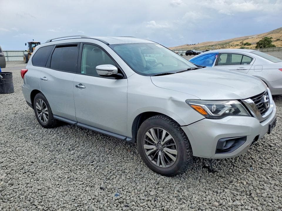 2019 NISSAN PATHFINDER SV 4