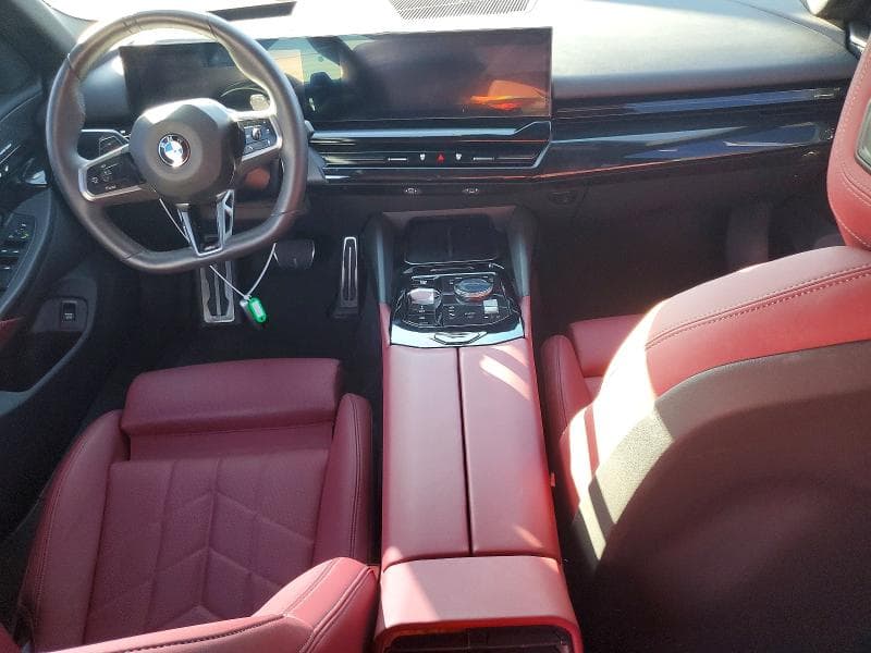 2024 BMW 530 I 8