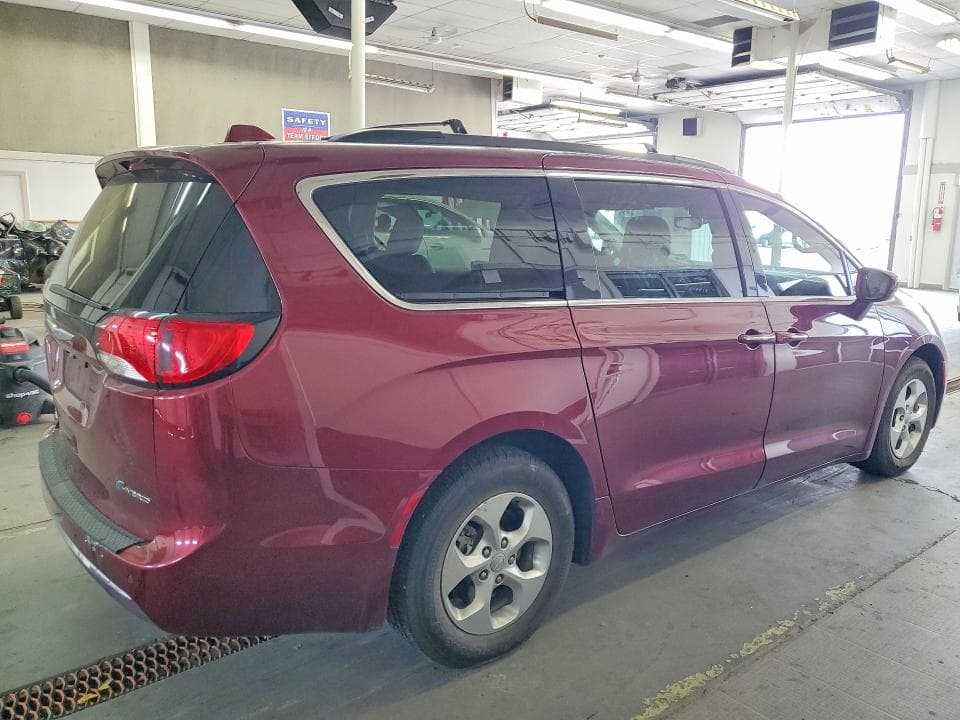 2018 CHRYSLER PACIFICA HYBRID TOURING PLUS 3