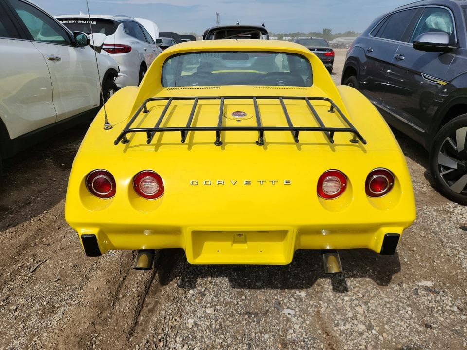 1975 CHEVROLET CORVETTE 6