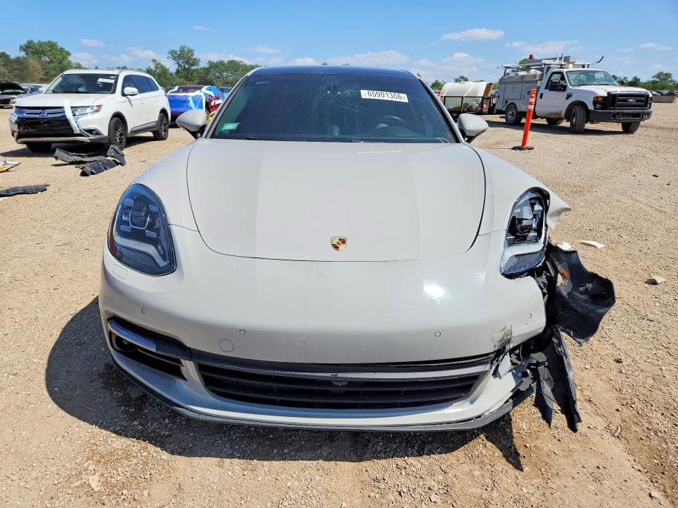 2018 PORSCHE PANAMERA 4S 5
