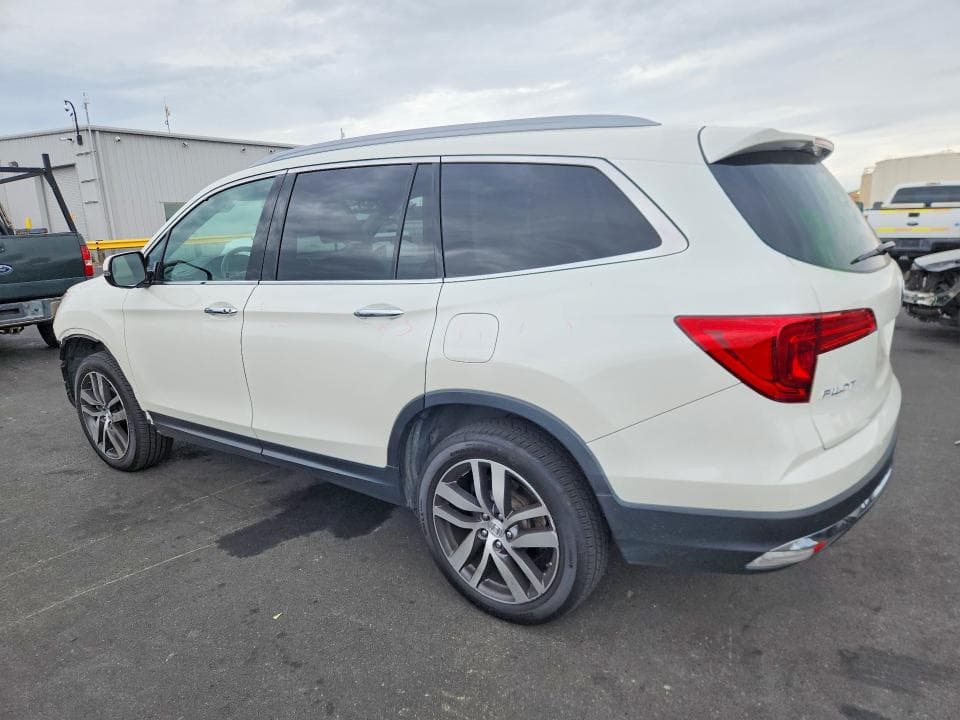 2017 HONDA PILOT TOURING 2