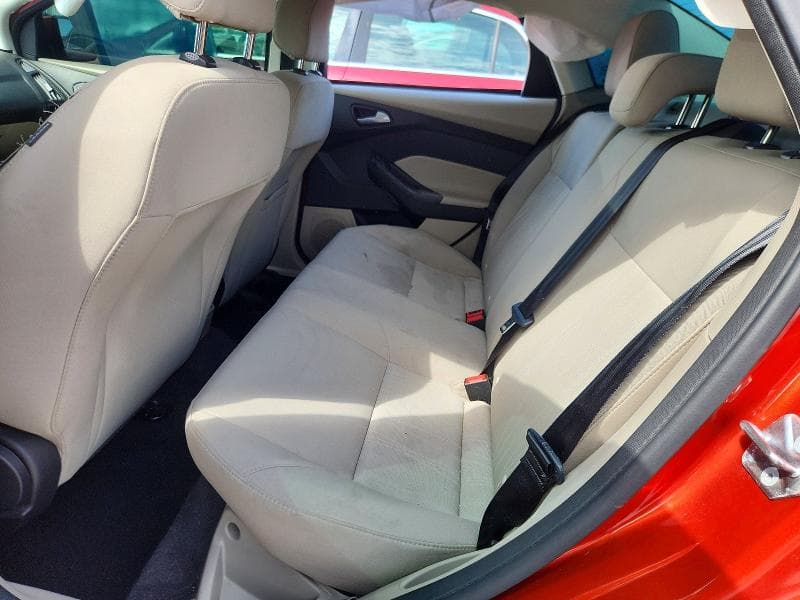 2018 FORD FOCUS SE 10