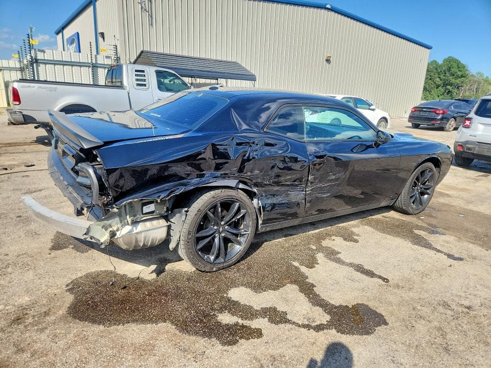 2018 DODGE CHALLENGER SXT 3
