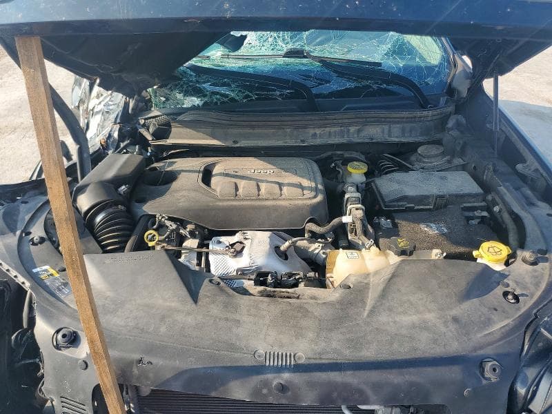 2019 JEEP CHEROKEE LIMITED 12
