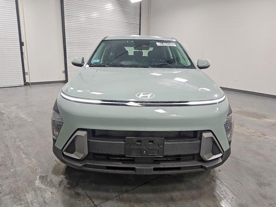 2025 HYUNDAI KONA SE 5