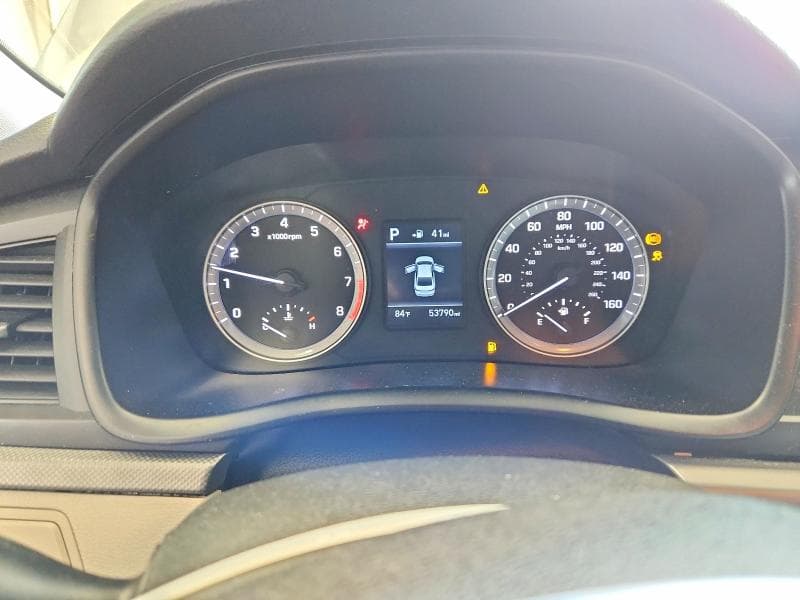2018 HYUNDAI SONATA SE 9