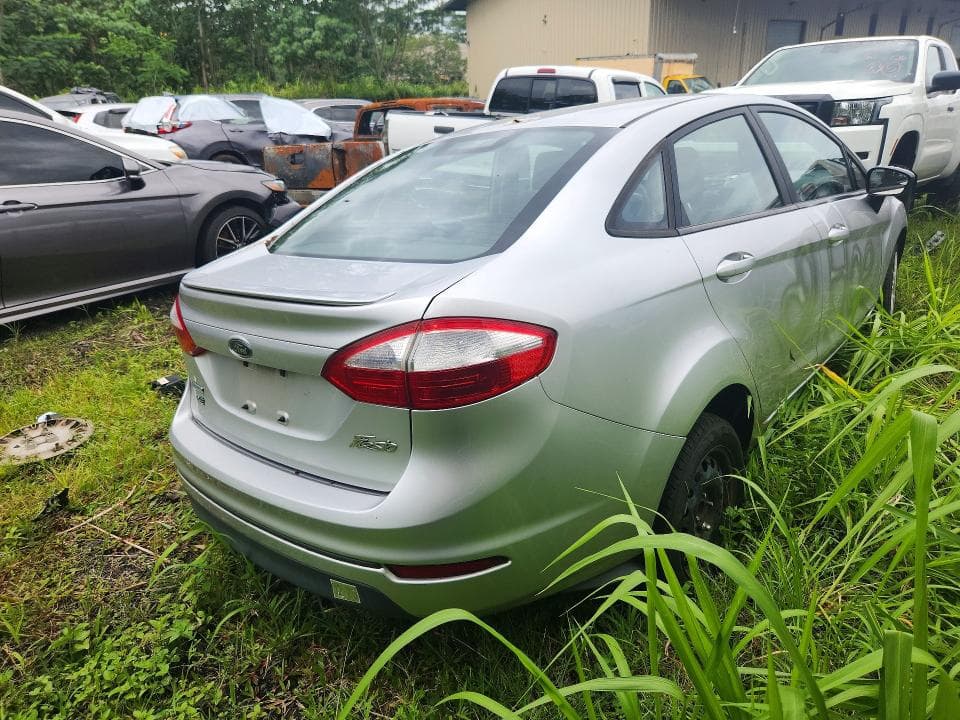 2017 FORD FIESTA SE 3