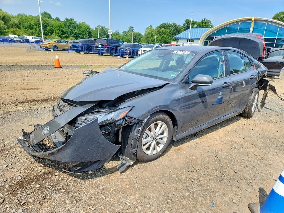 2025 TOYOTA CAMRY LE - 1