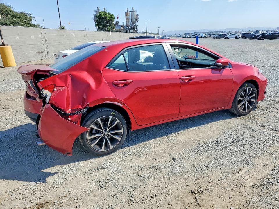 2017 TOYOTA COROLLA SE 3