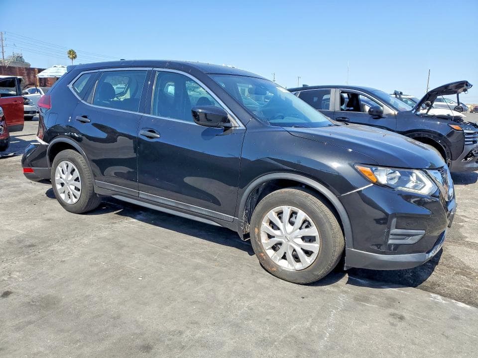 2019 NISSAN ROGUE S 4