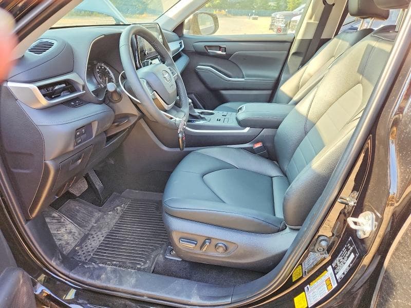 2026 TOYOTA HIGHLANDER XLE 7