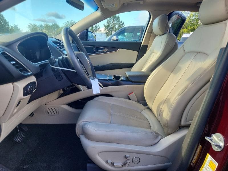 2019 LINCOLN NAUTILUS RESERVE 7