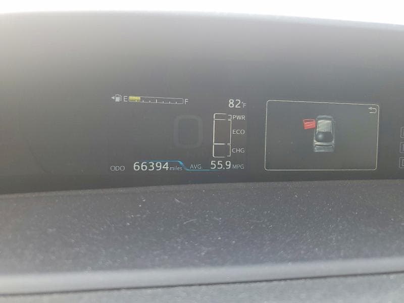 2017 TOYOTA PRIUS TWO 9