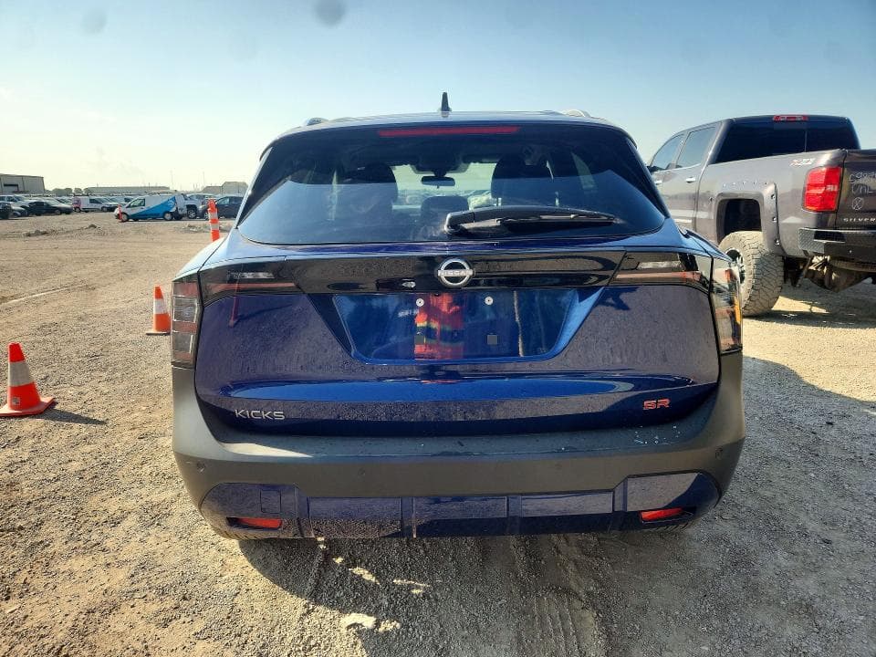 2026 NISSAN KICKS SR 6
