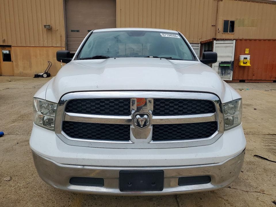 2017 RAM 1500 SLT 5