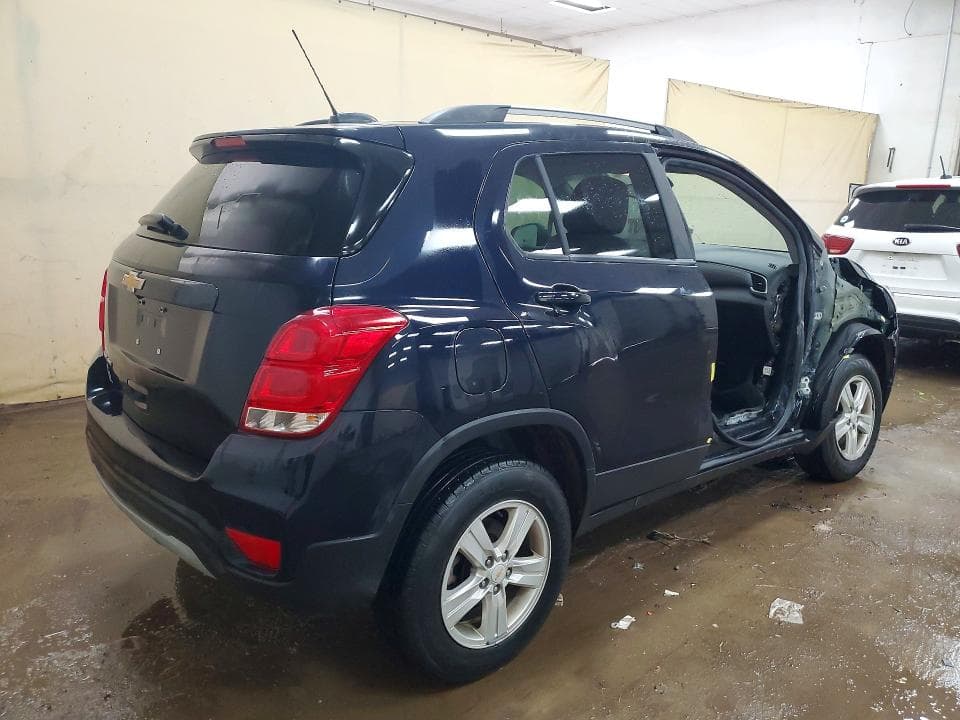 2021 CHEVROLET TRAX 1LT 3