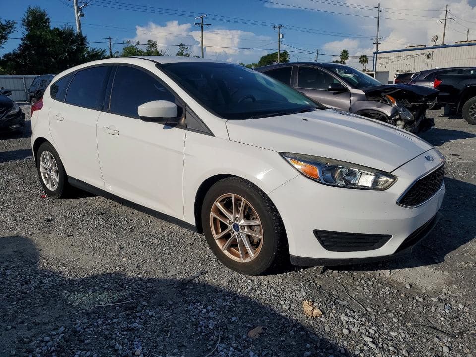 2018 FORD FOCUS SE 4