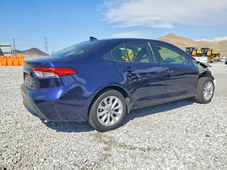 2020 TOYOTA COROLLA LE 3