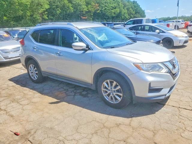 2017 NISSAN ROGUE SV 4
