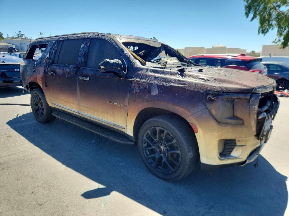2023 GMC YUKON XL K1500 SLT 4